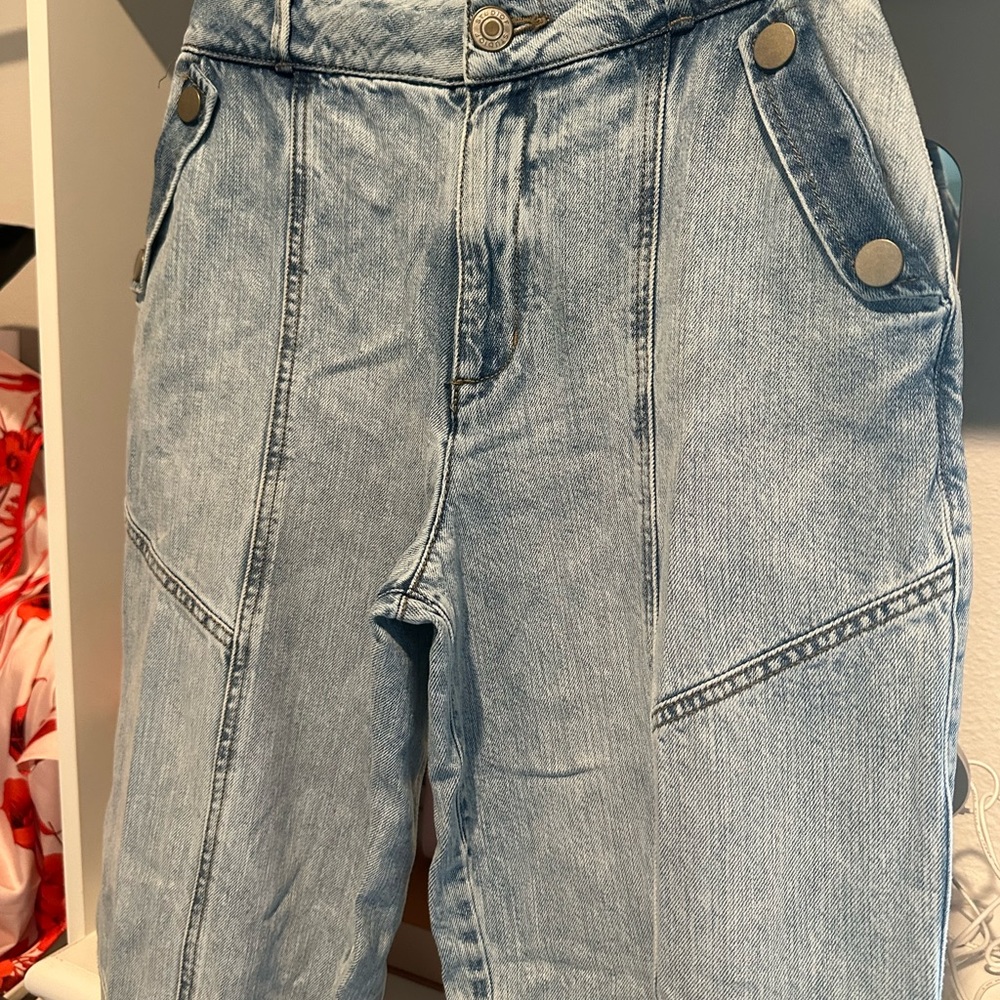 Studio F Cargo Jeans, if you want a pair of jeans that fit just right this is it